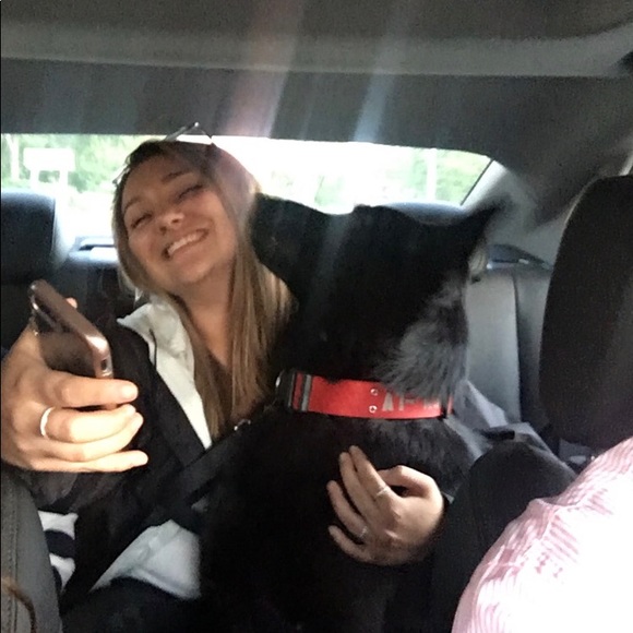 Meet your Posher, Kayla - Picture 1 of 1